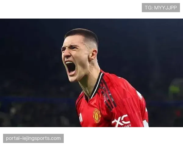 曼联谢什科替补登场锁定胜局,锋线轮换维持冲击强度