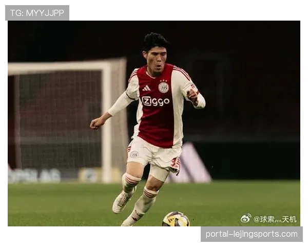 日本三笘薰富安健洋边路组合 攻防一体属性对整体平衡的价值